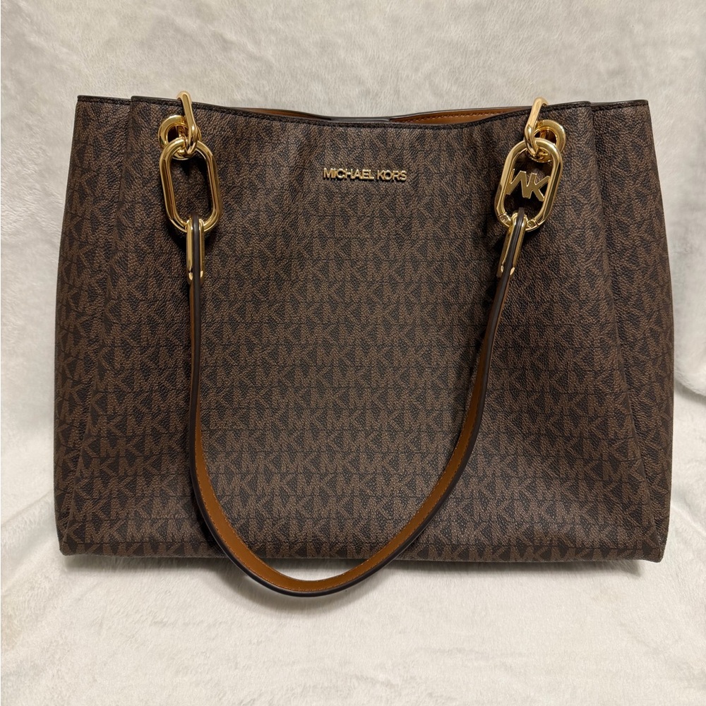 *NEW* Michael Kors Trisha Brown Shoulder Bag